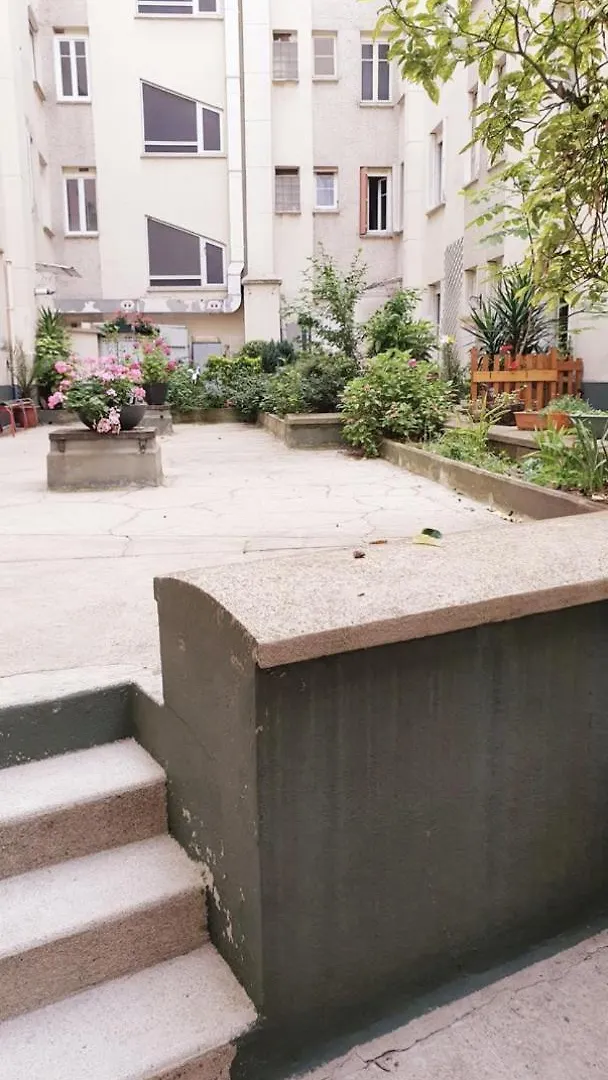 Montmartre, Mairie Du 18e 아파트