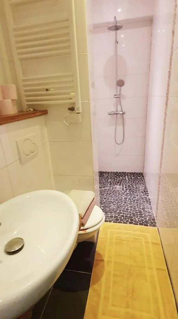 Montmartre, Mairie Du 18e Apartment