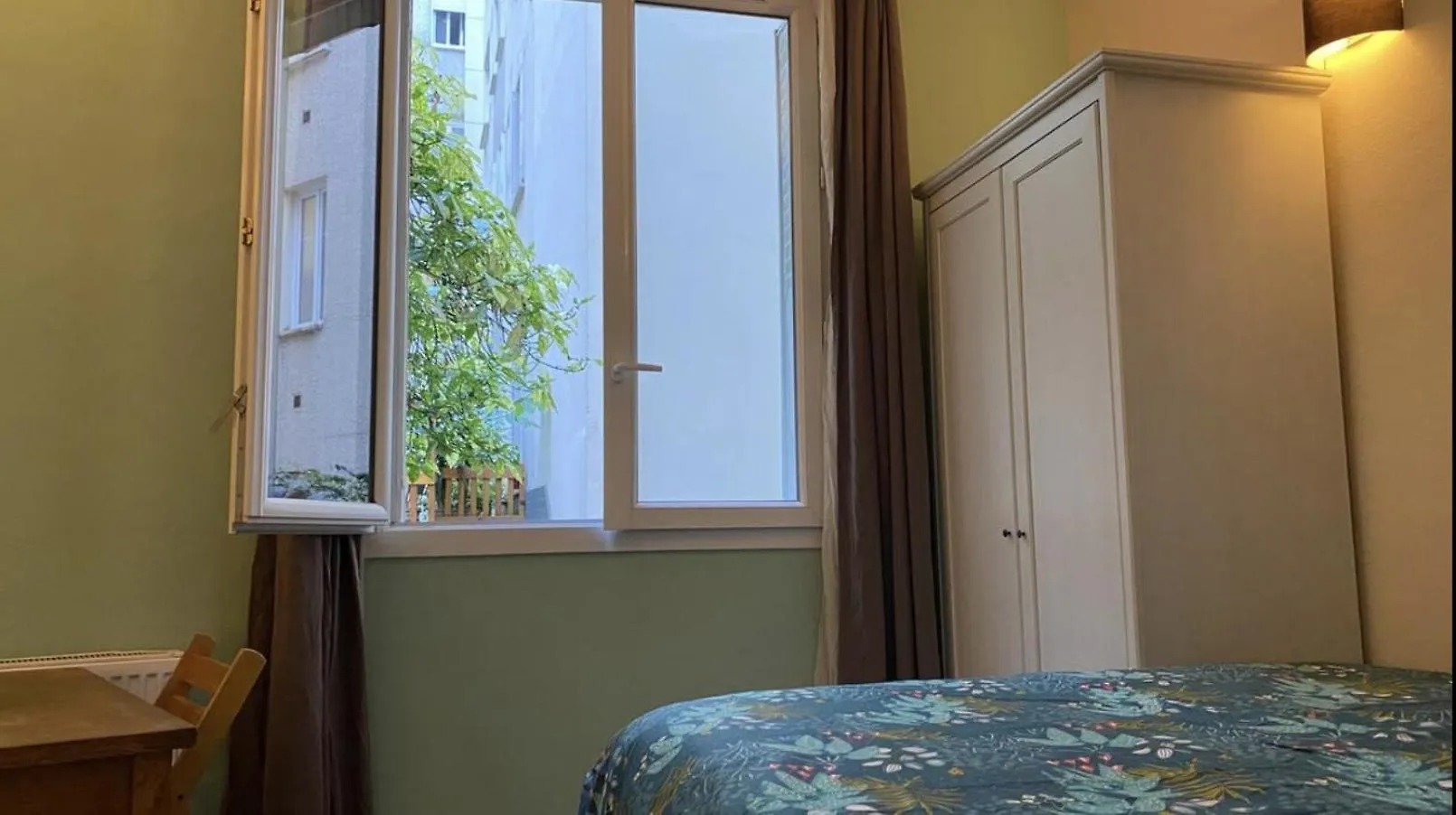 Montmartre, Mairie Du 18e パリ